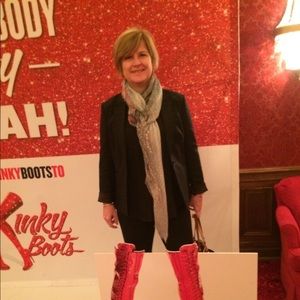 Meet your Posher, Cindy